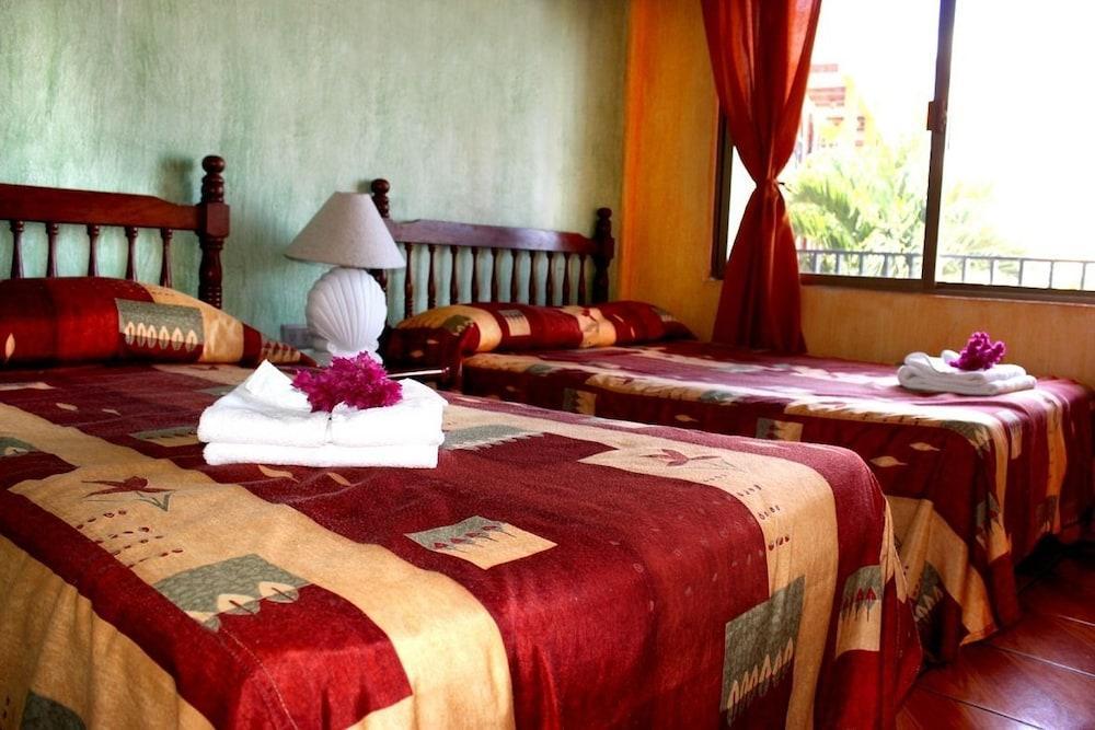 Bungalows El Delfin رينكون دي غوايابيتوس المظهر الخارجي الصورة